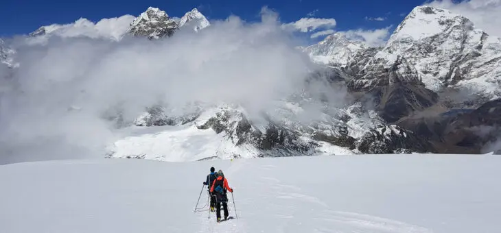 Mera Peak with Earth's Edge 5