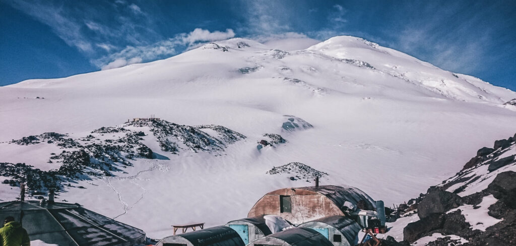 Elbrus with Earth's Edge 1