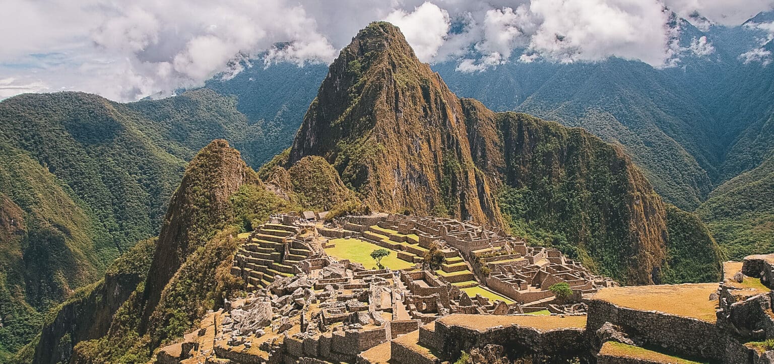 How long does it take to climb to Machu Picchu? Earth's Edge