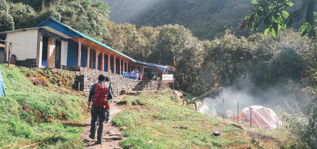 Annapurna Base Camp with Earth's Edge 1